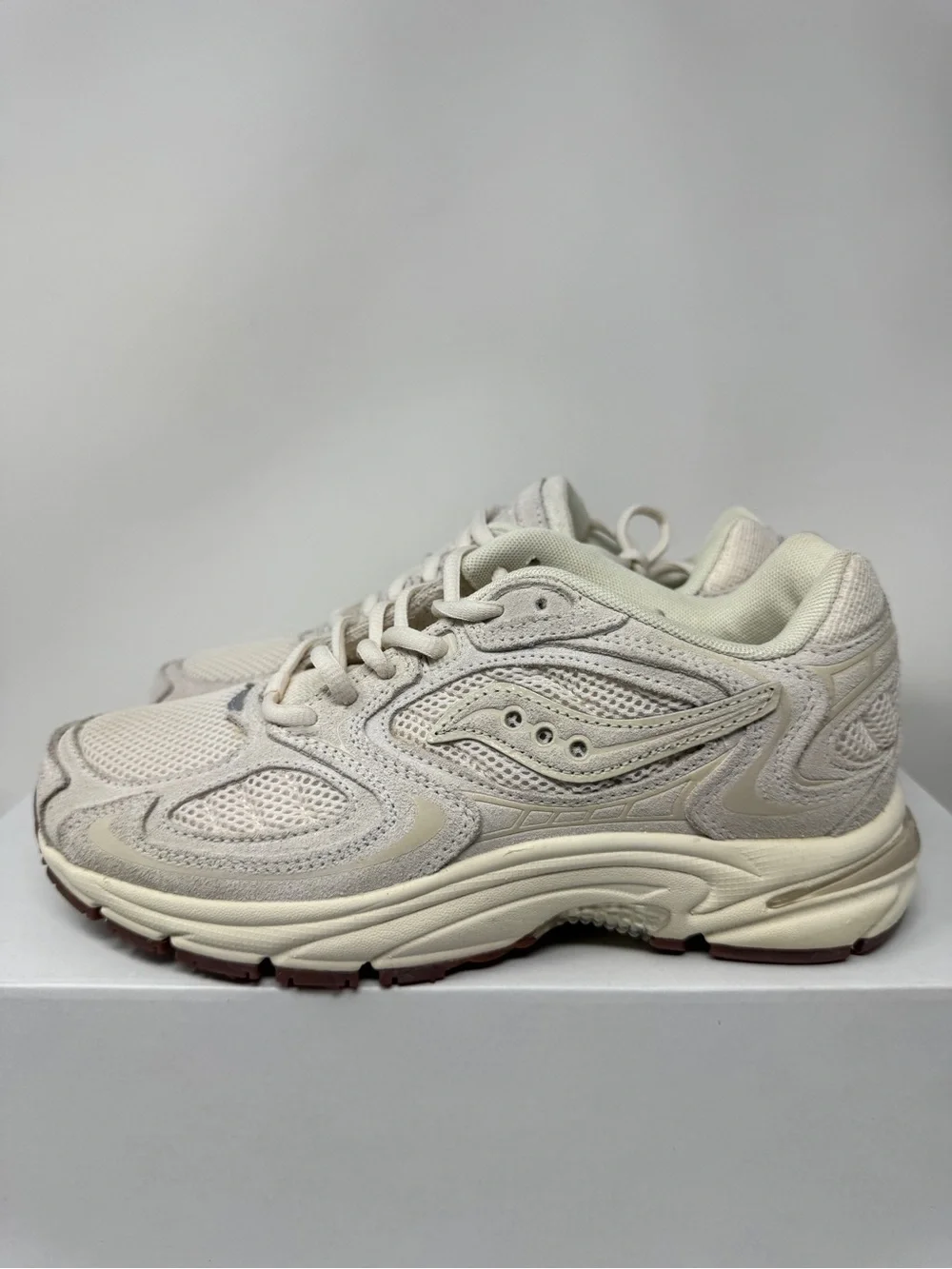 N/A unisex saucony